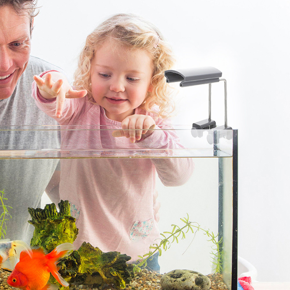 قطعتان من حامل إضاءة حوض السمك - مراجعة Aquarium Planted Fish Tank وسعره